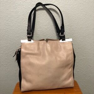 VINCE Camuto shoulder bag